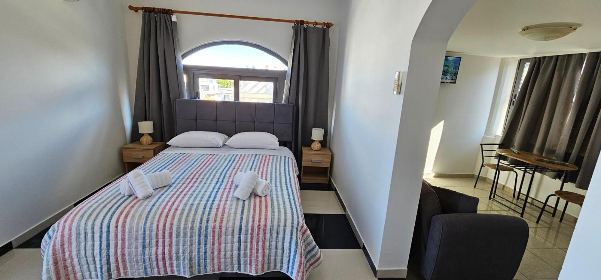 Primordial Apartment Rhodes City Buitenkant foto